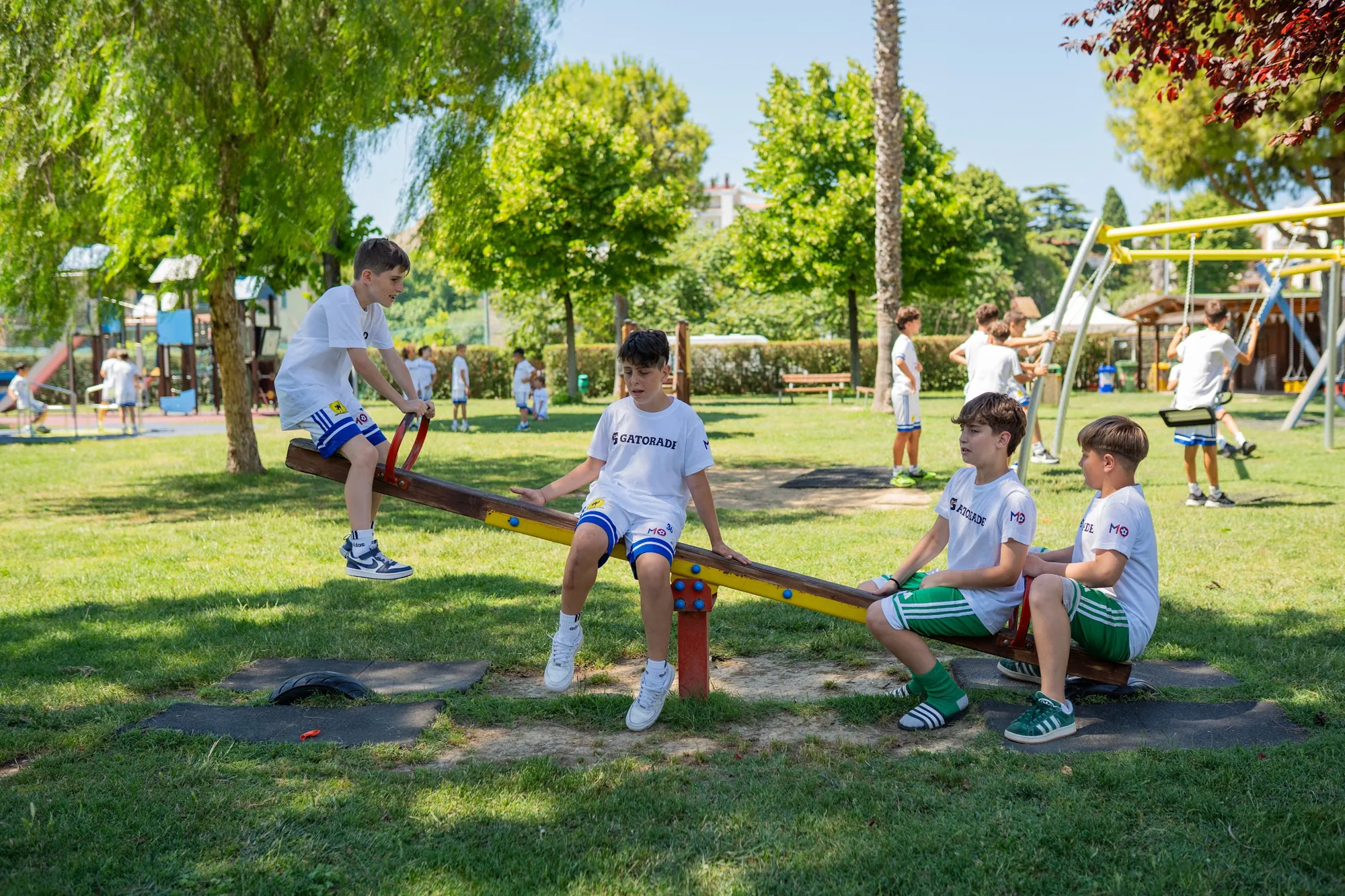 Summer Camp M10 2026, 1ª settimana: ragazzi in campo a Porto d'Ascoli