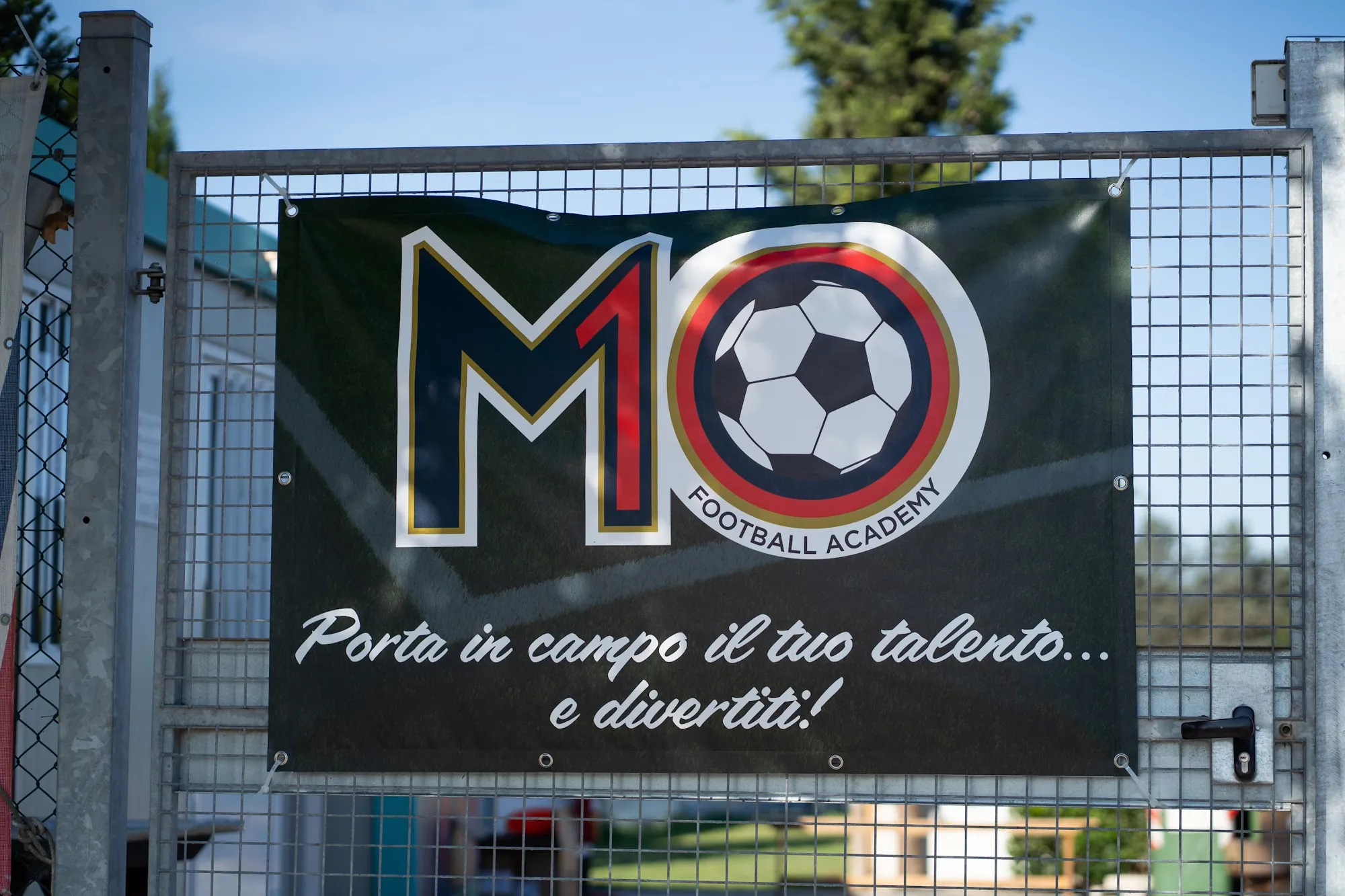 Summer Camp M10 2026, 1ª settimana: ragazzi in campo a Porto d'Ascoli