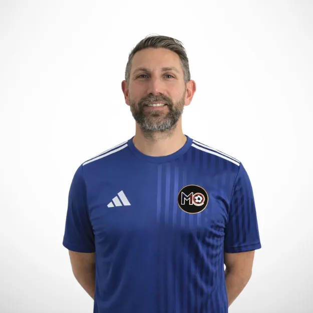 Ritratto ufficiale di Massimo Loviso, staff tecnico M10