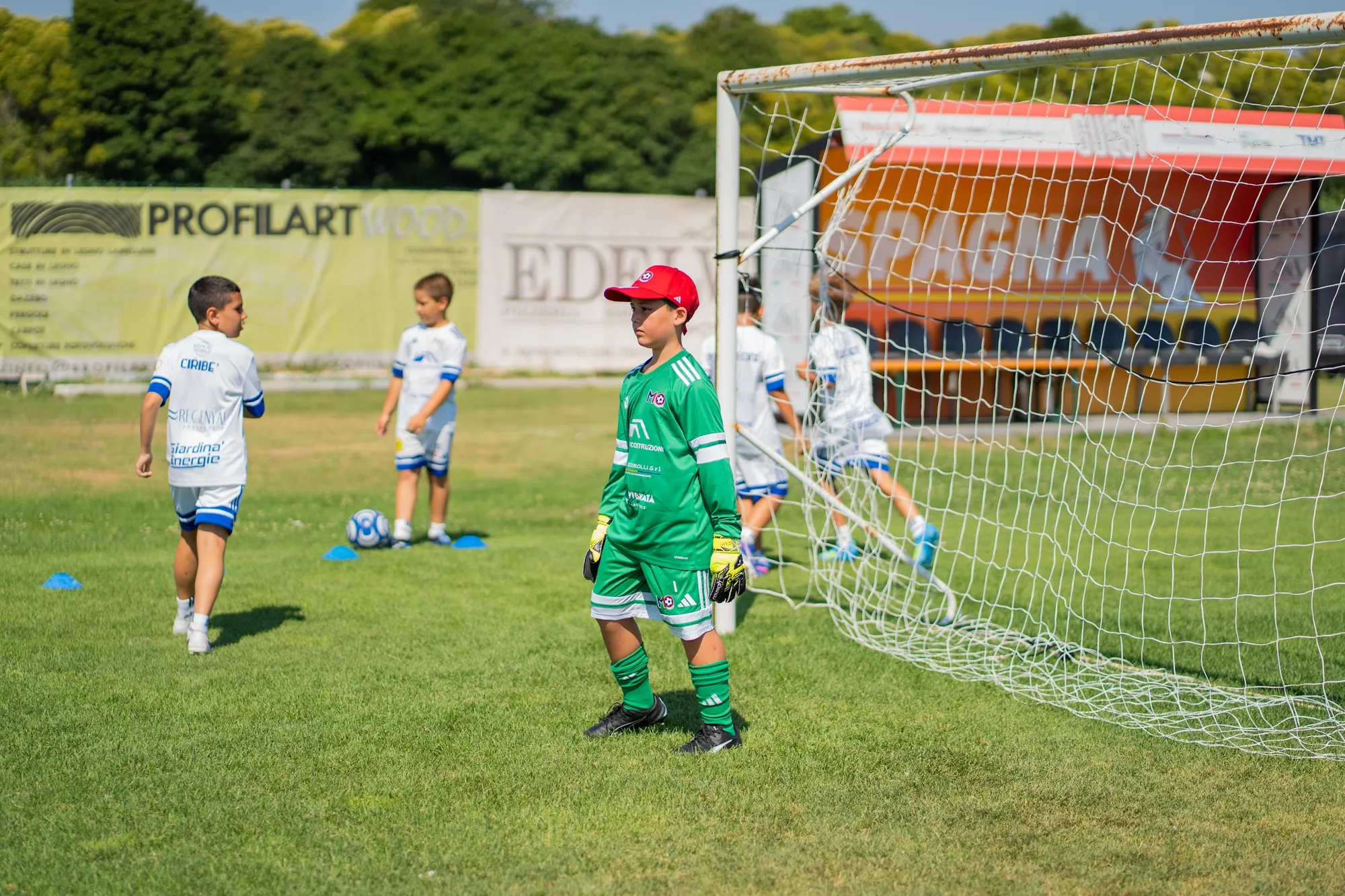 Summer Camp M10 2026, 3ª settimana: ragazzi in campo a Porto d'Ascoli