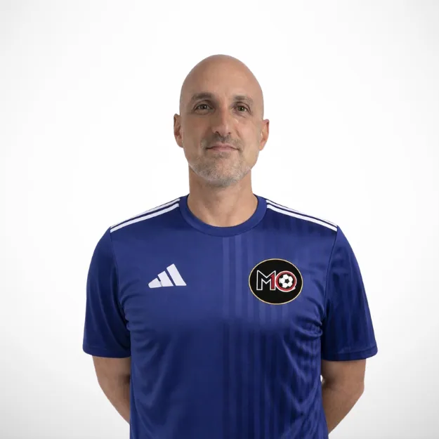 Ritratto ufficiale di Maurizio Lauro, staff tecnico M10