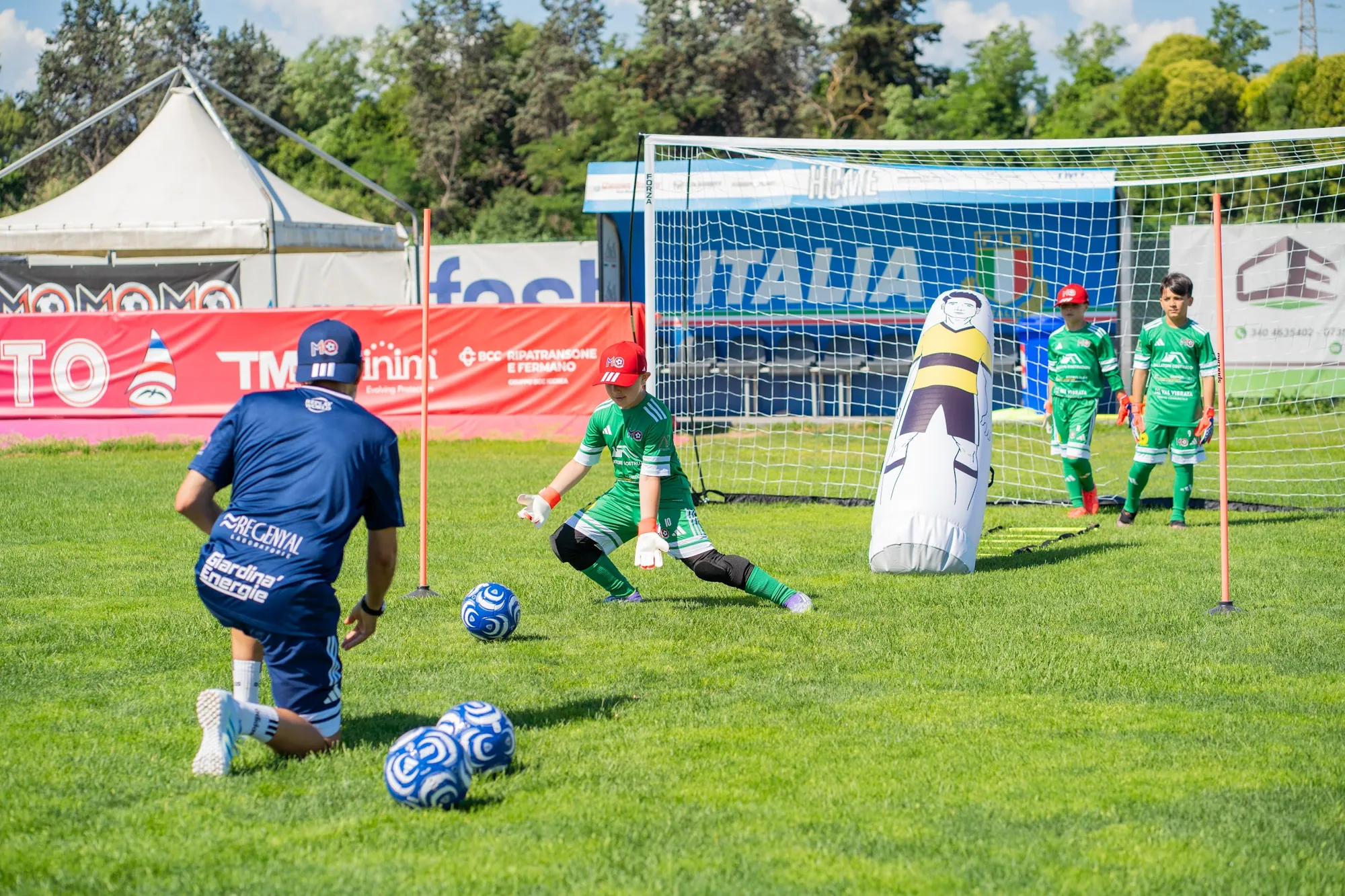 Summer Camp M10 2026, 1ª settimana: ragazzi in campo a Porto d'Ascoli
