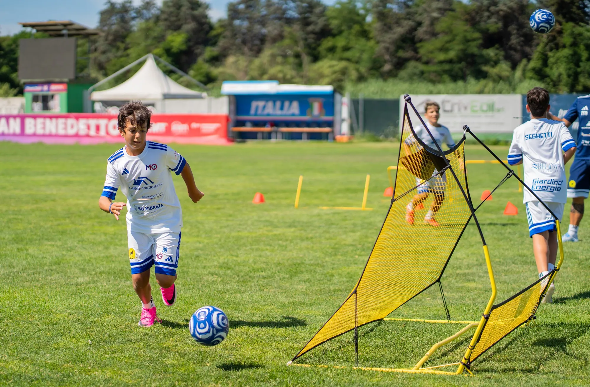 Summer Camp M10 2026, 2ª settimana: ragazzi in campo a Porto d'Ascoli