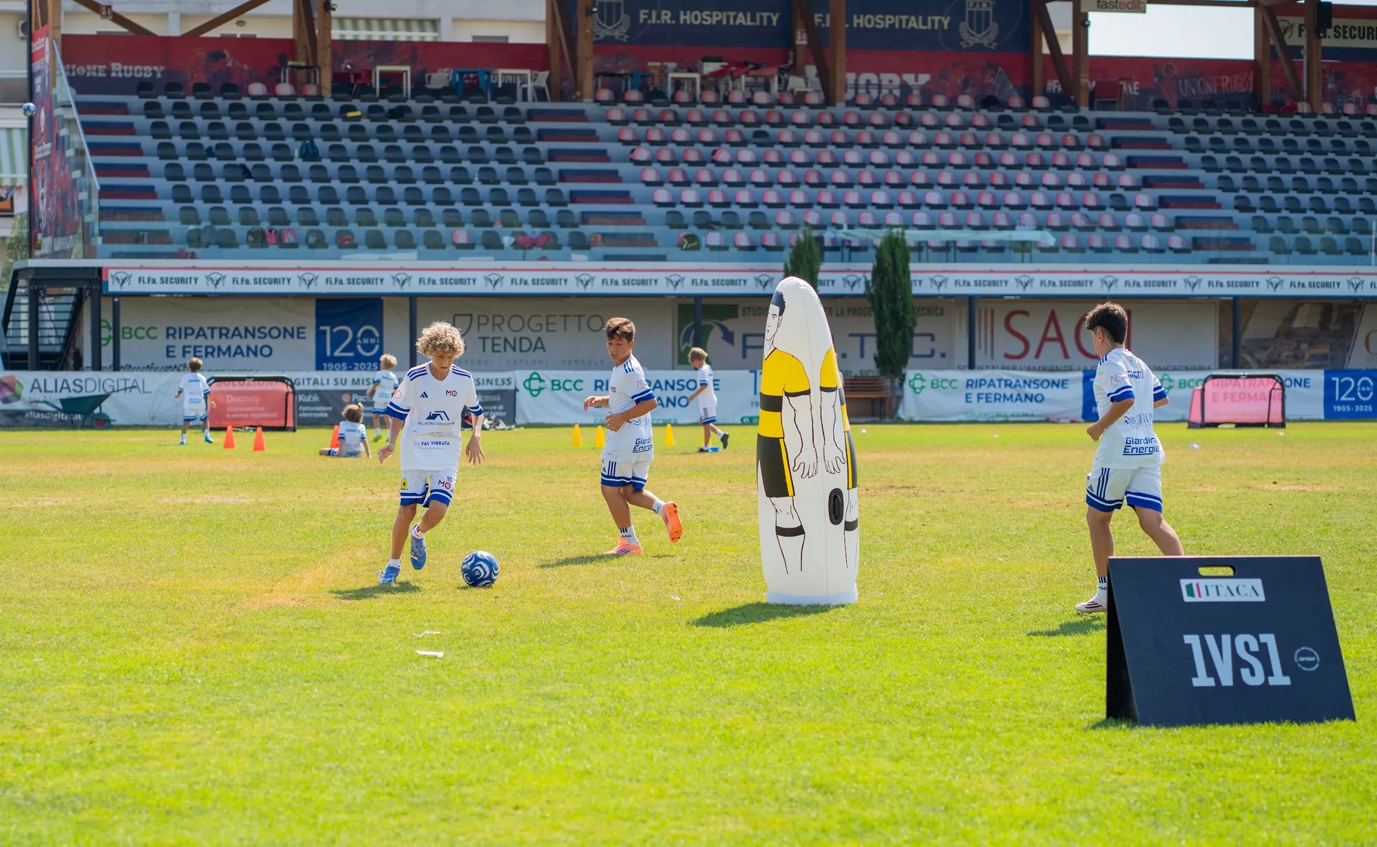 Summer Camp M10 2026, 4ª settimana: ragazzi in campo a Porto d'Ascoli