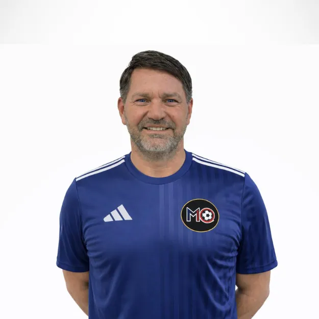 Ritratto ufficiale di Massimiliano Lattanzi, staff tecnico M10